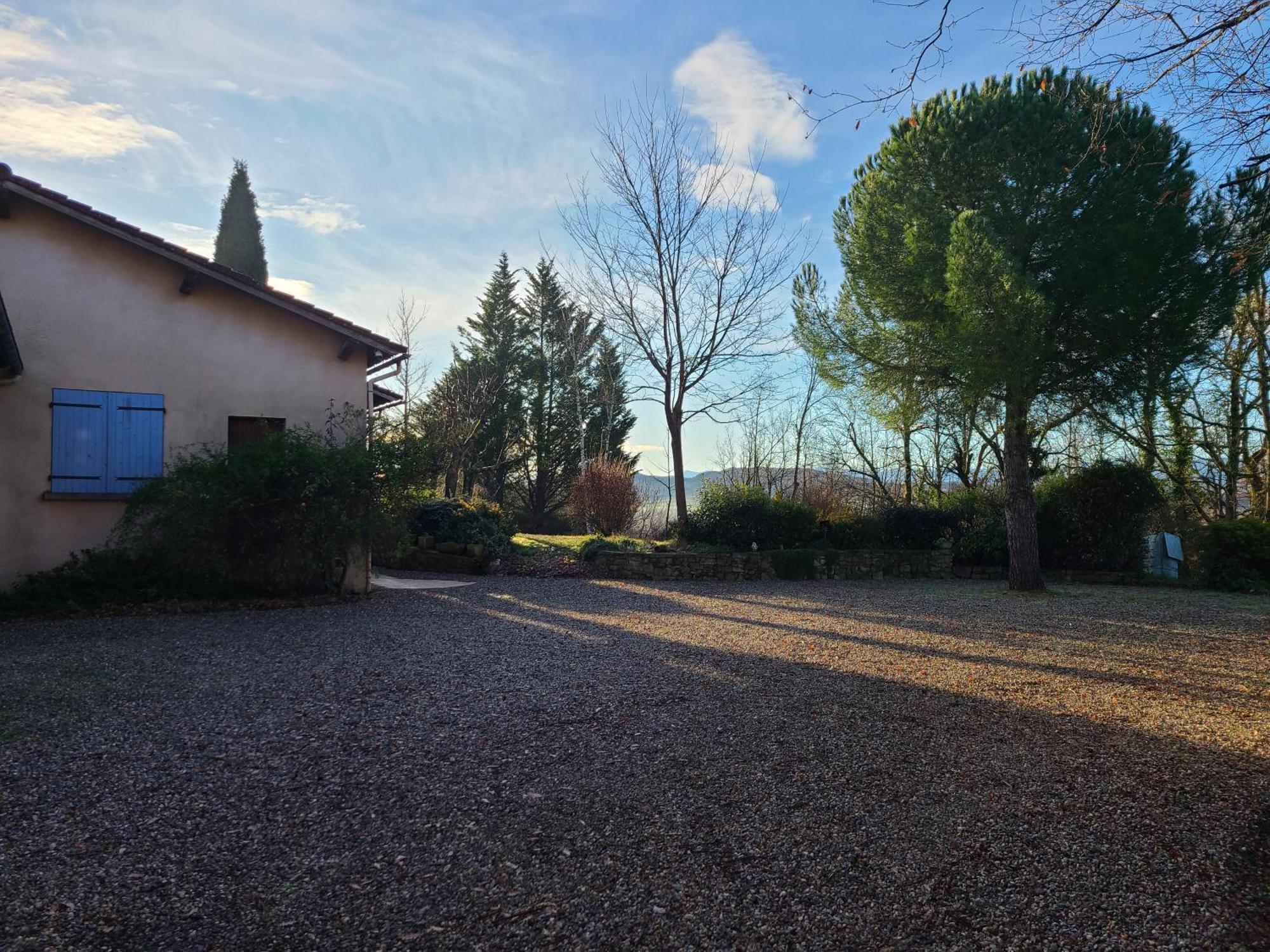 - - - - -Les Colombages - - - - Chambre D'Hotes-Gite- Classement Gite 3 Etoiles Mirepoix  Luaran gambar