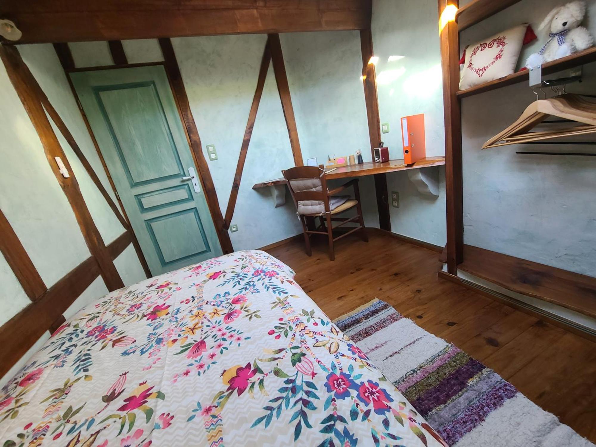 - - - - -Les Colombages - - - - Chambre D'Hotes-Gite- Classement Gite 3 Etoiles Mirepoix  Luaran gambar